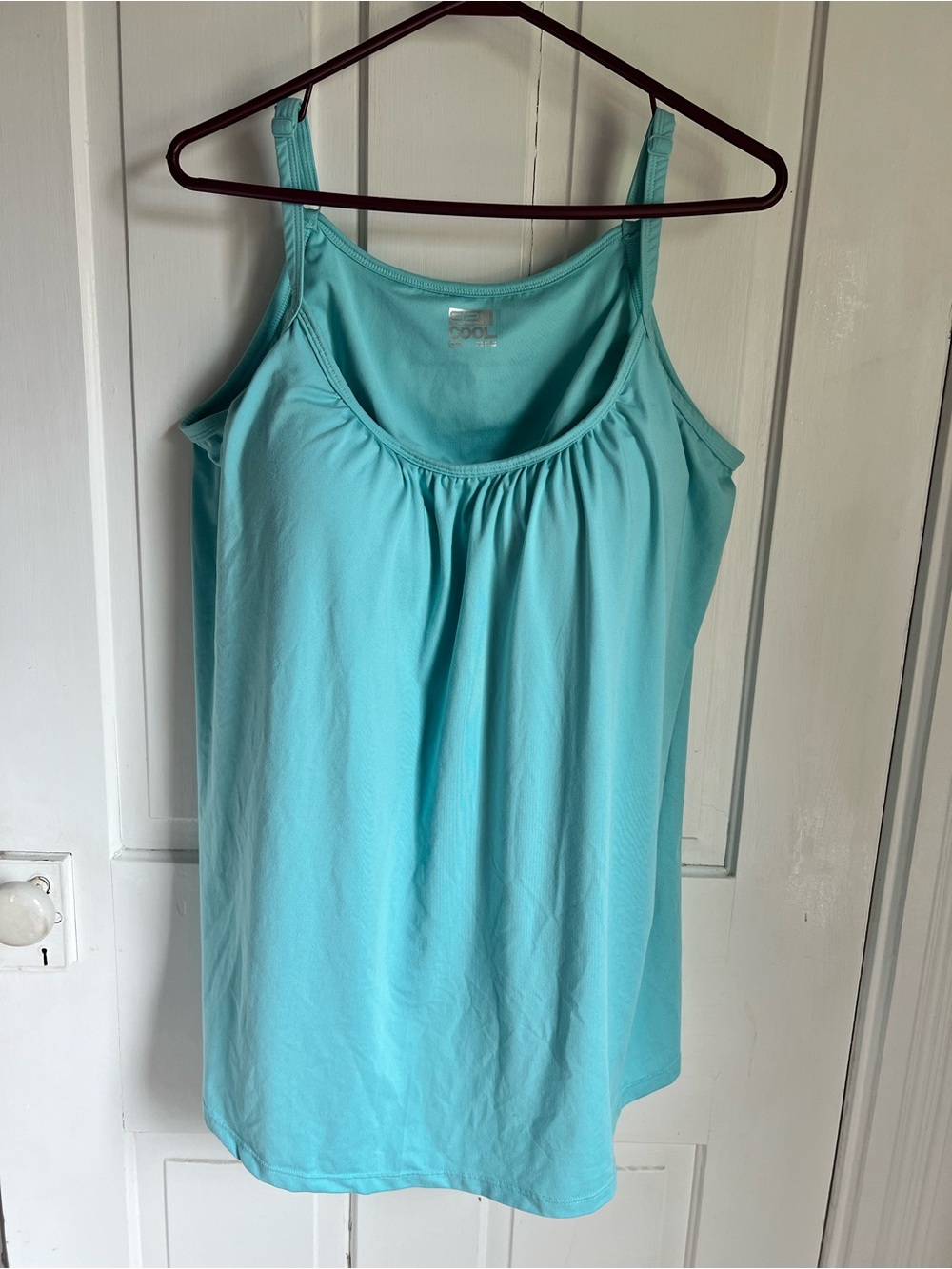 32 Degrees Women’s Aqua Scoop Neck Tank with Adjustable Straps size  XXL